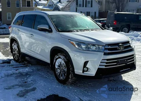 2019 Toyota Highlander Se from USA, damaged, VIN 5TDJZRFH1KS581343